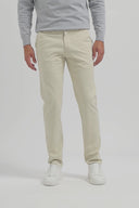 Chino Essentials | Kitt